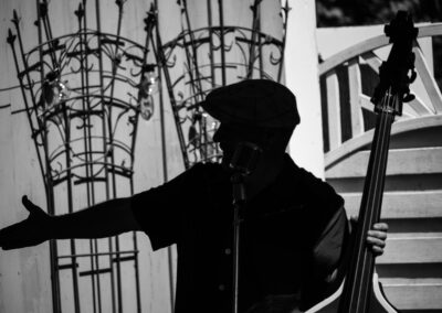 schatten eies bassisten